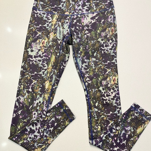 Lululemon Wunder Under Full On Luxtreme Leggings Floral Dot Yoga Pants Size: 8 - Picture 4 of 4